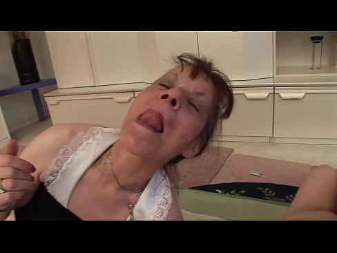 ❤️ Bi amona eta aitona batek hirukotea dute Porno gurean eu.yespornpics.ru ❌❤