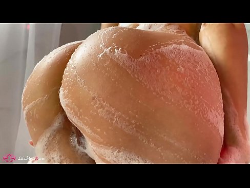 ❤️ Brunette pussy bibragailuarekin masturbatzen du dutxan orgasmo bizia lortzeko Porno gurean eu.yespornpics.ru ❌❤